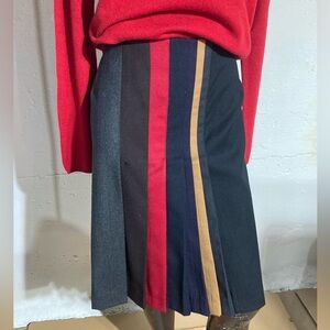 Harve Benard Red and Black A-Line Wool Skirt